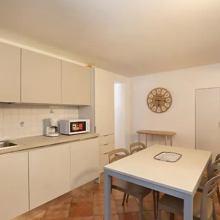Casa Gloria - In Centro A Apartment San Zeno di Montagna
