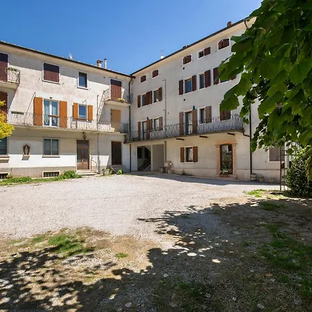Apartment Casa Gloria - In Centro A San Zeno di Montagna